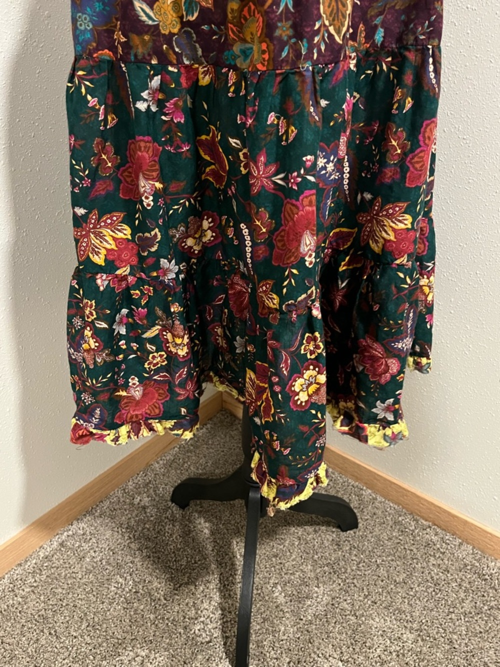 Anthropologie Floral Smocked Midi Dress in Green & Burgundy-Small - Picture 7 of 10